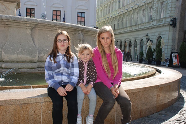 Loading Image